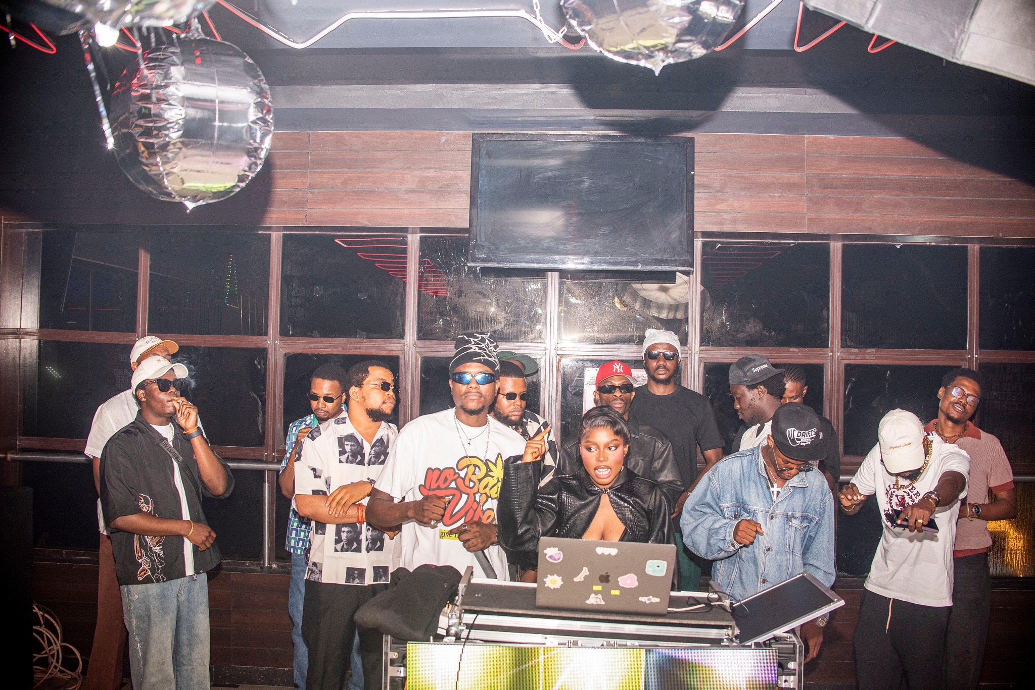 LIQUID LOUNGE & BAR Gallery Image 5