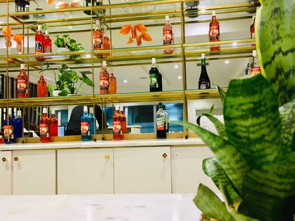 Summerset Continental Hotel Gallery Image 2