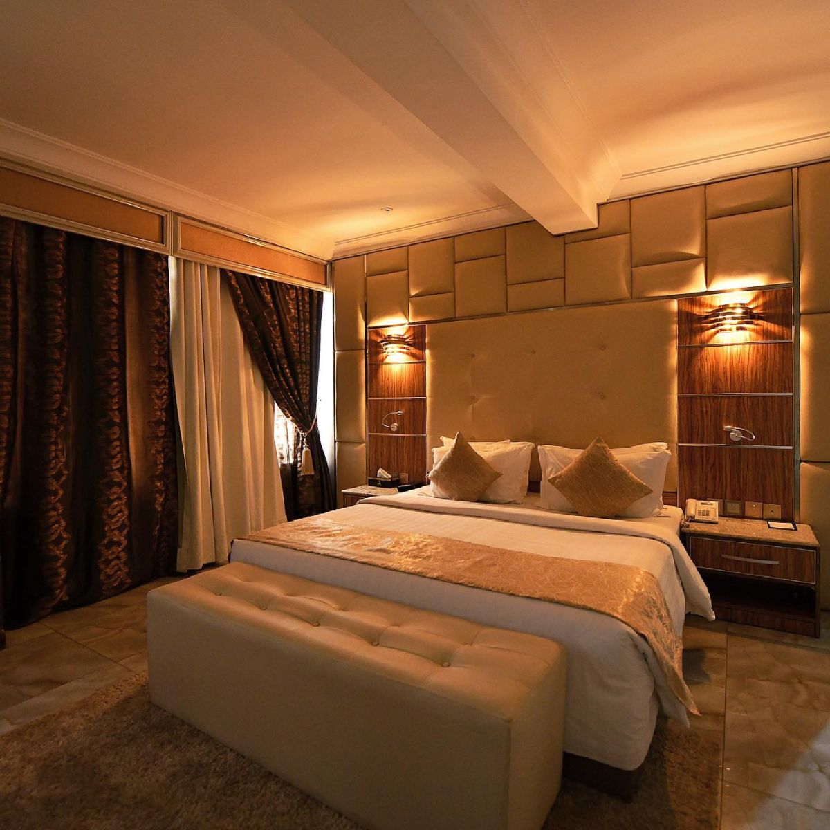 The Wells Carlton Hotel & Apartments Gallery Image 2