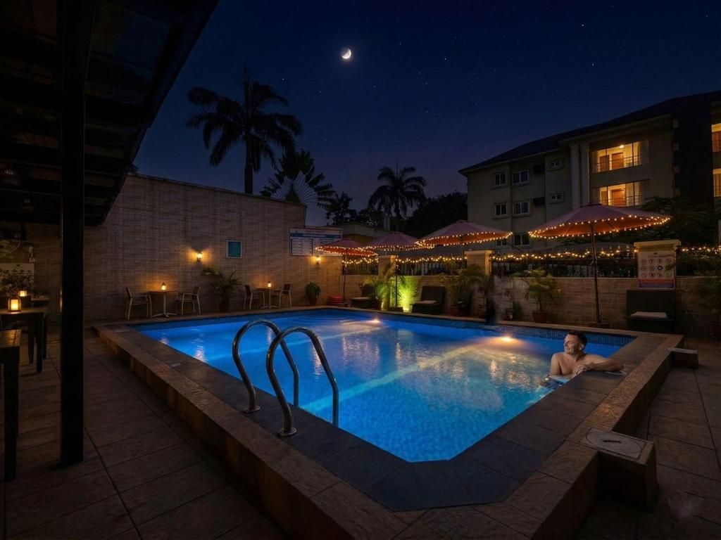 Bolton White Residence Gallery Image 8