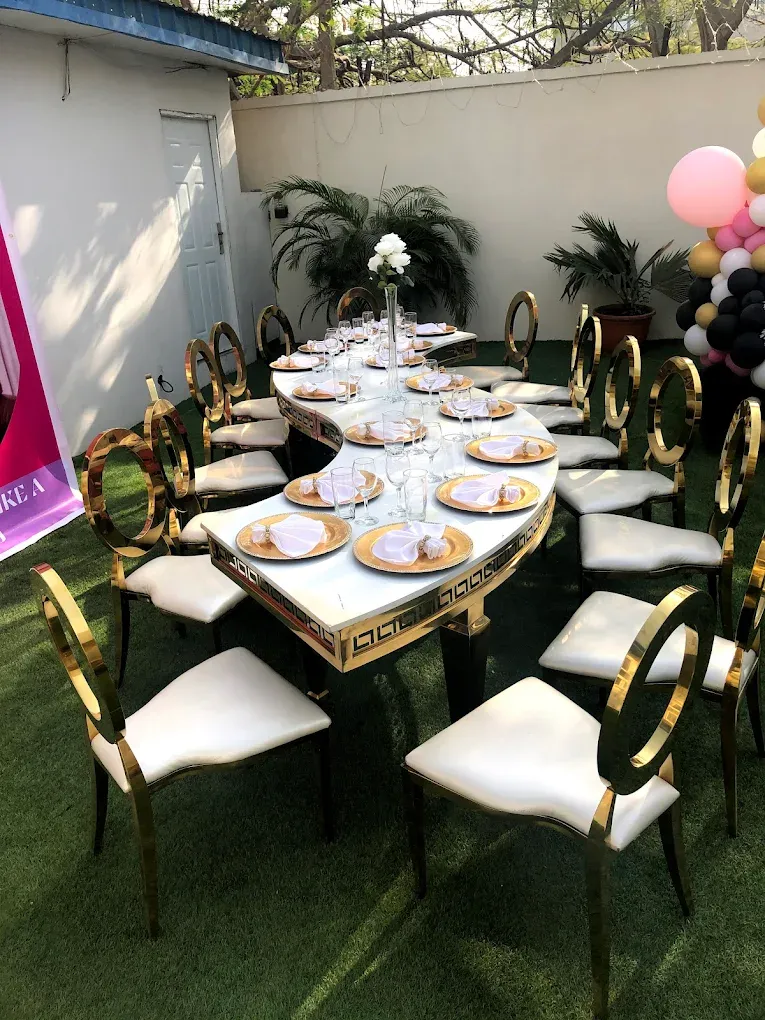 PISHON GOURMET - Classy African Restaurant Gallery Image 3