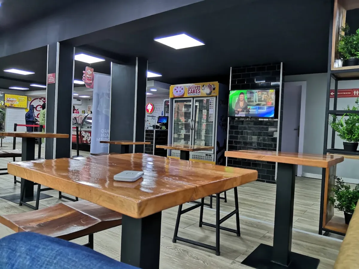 Domino's Pizza Nigeria Gallery Image 9