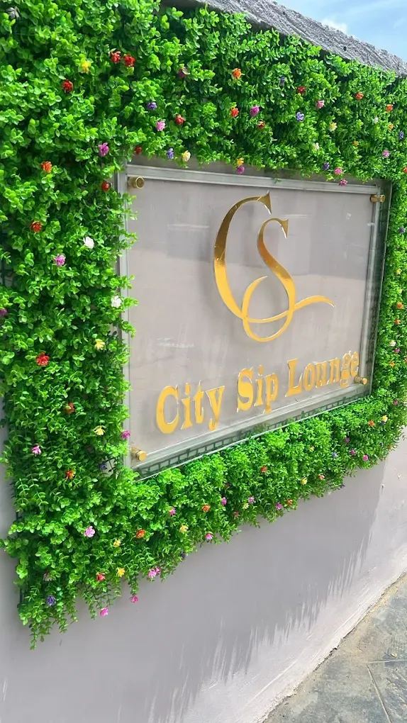 CITY SIP LOUNGE Gallery Image 2