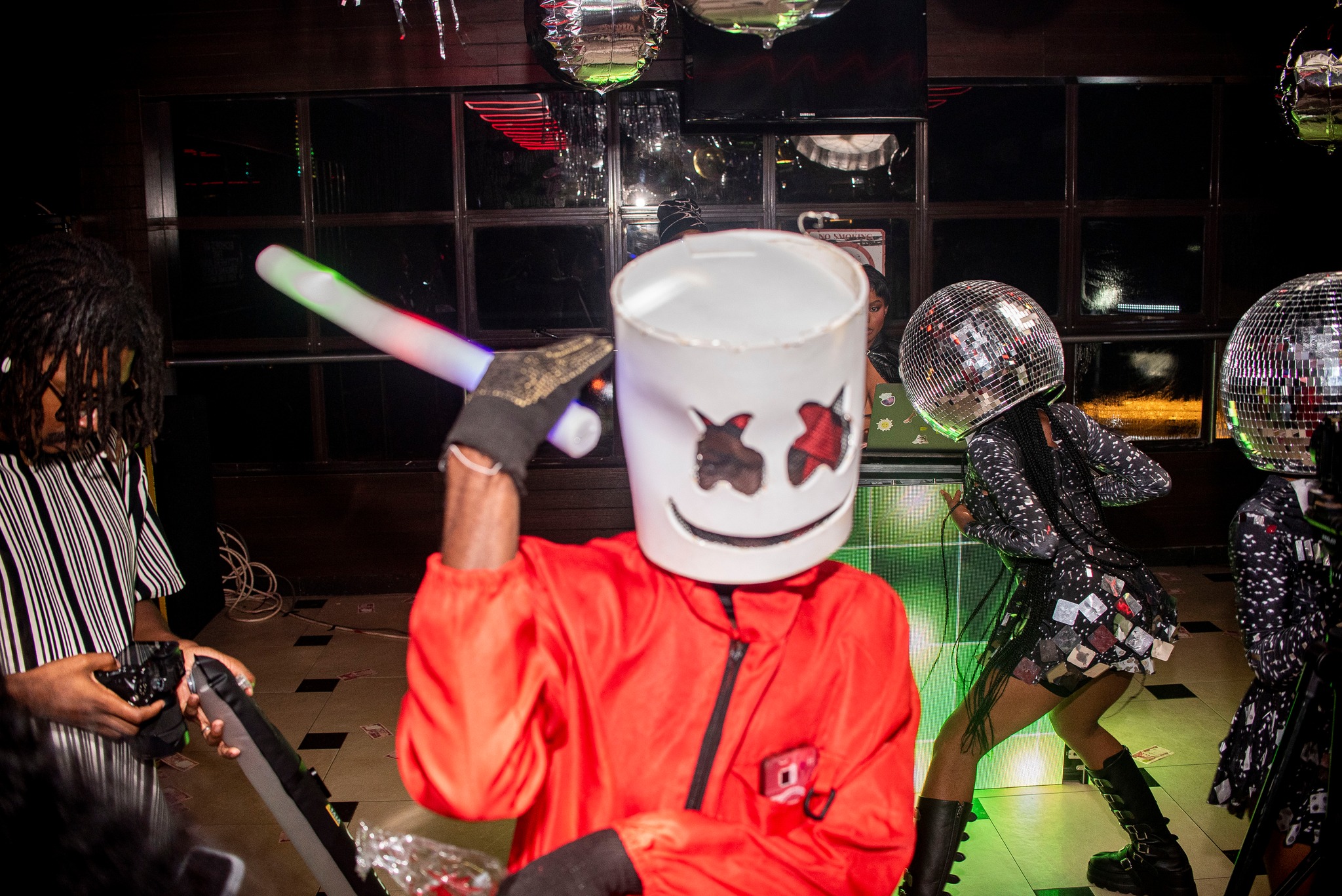 LIQUID LOUNGE & BAR Gallery Image 2