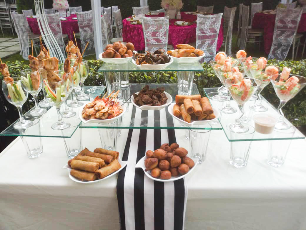 CRAVINGS RESTAURANT AND BAR Gallery Image 3