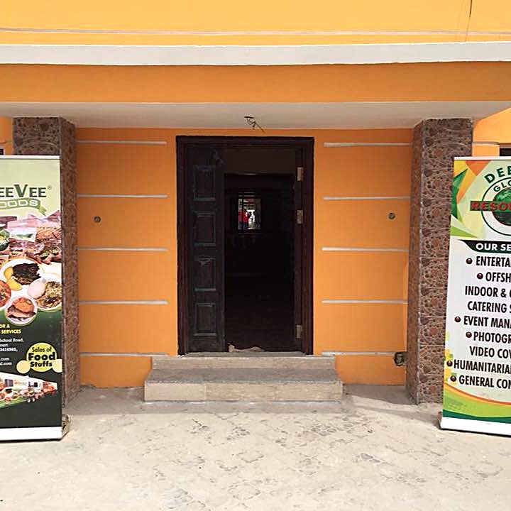 DEEVEE ALIMENTOS RESTAURANT Gallery Image 1