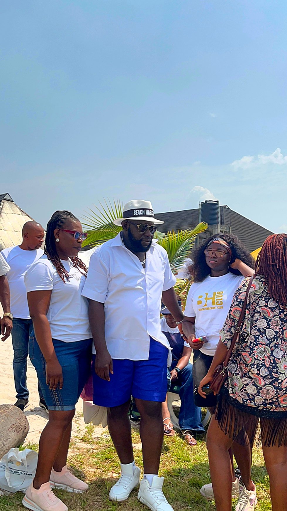 BEACH HARCOURT CLUB Gallery Image 2