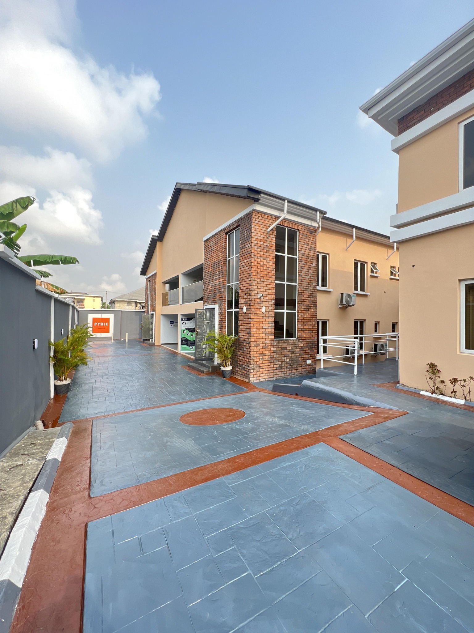 Pyale WorkHub Gallery Image 1