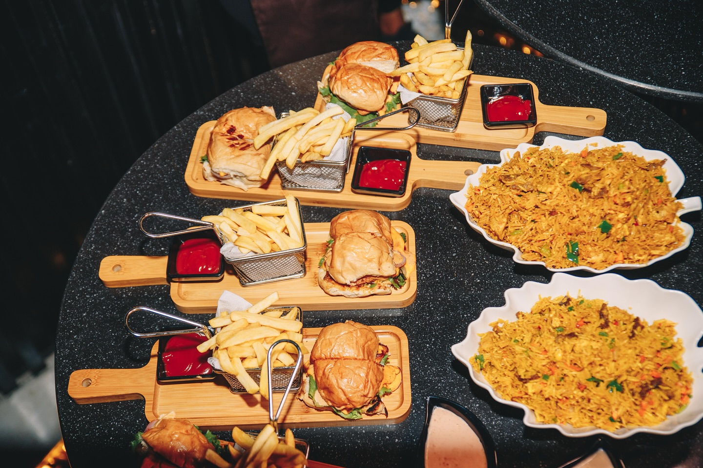 Ann’s Restaurant and Bar Gallery Image 2