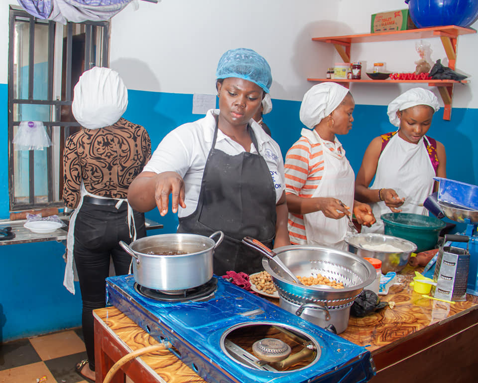 KENNDRILL FASHION & BEAUTY HOME Gallery Image 2