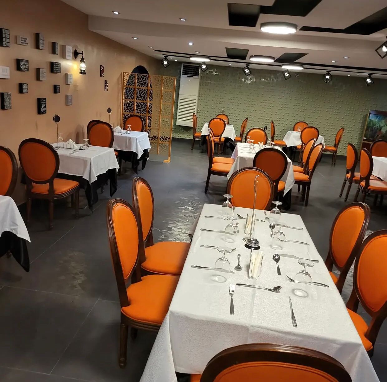 MARGARET’S RESTAURANT Gallery Image 7