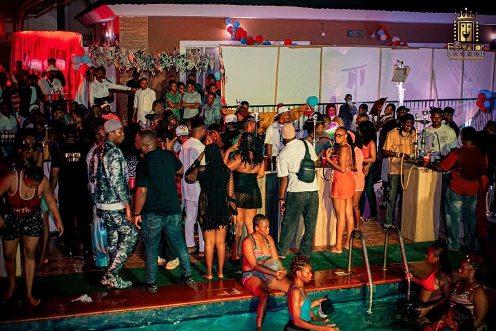 Elevator Lounge Enugu. Gallery Image 6