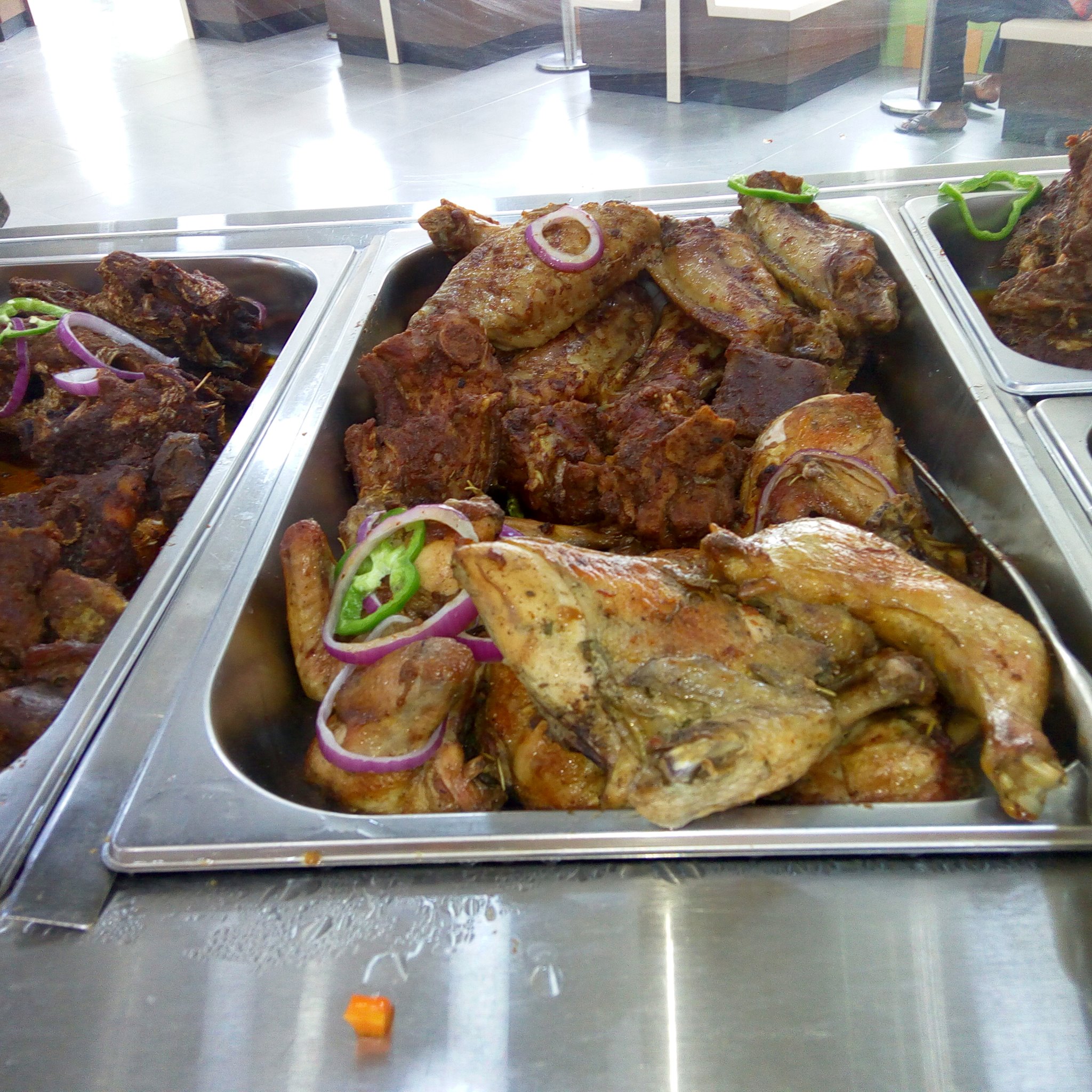 4GEE & CHICKEN FAST FOOD Gallery Image 2