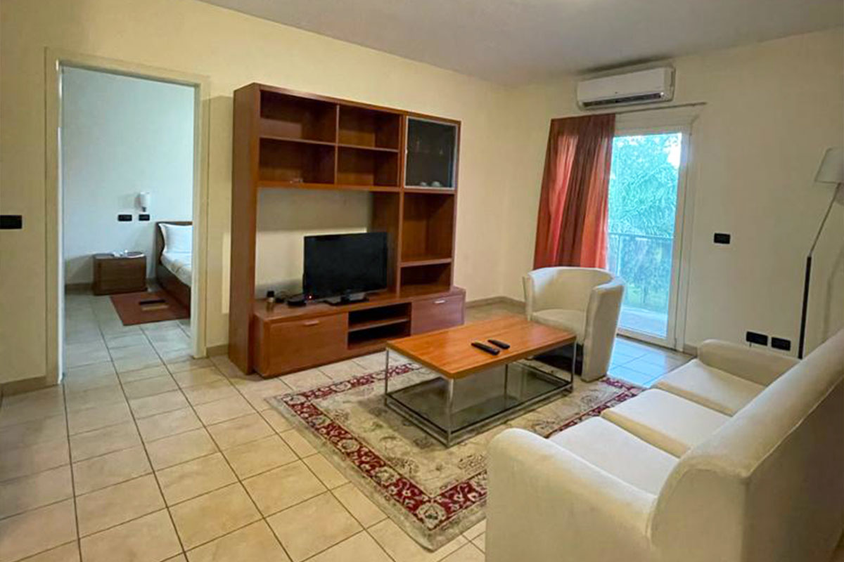 Heliconia Park Gallery Image 8