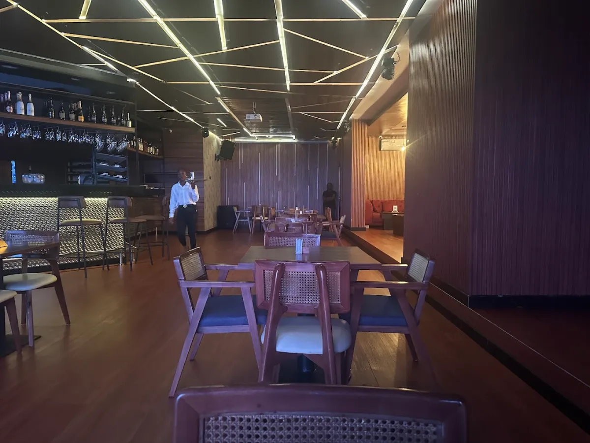 Latitude Café and Lounge Gallery Image 4